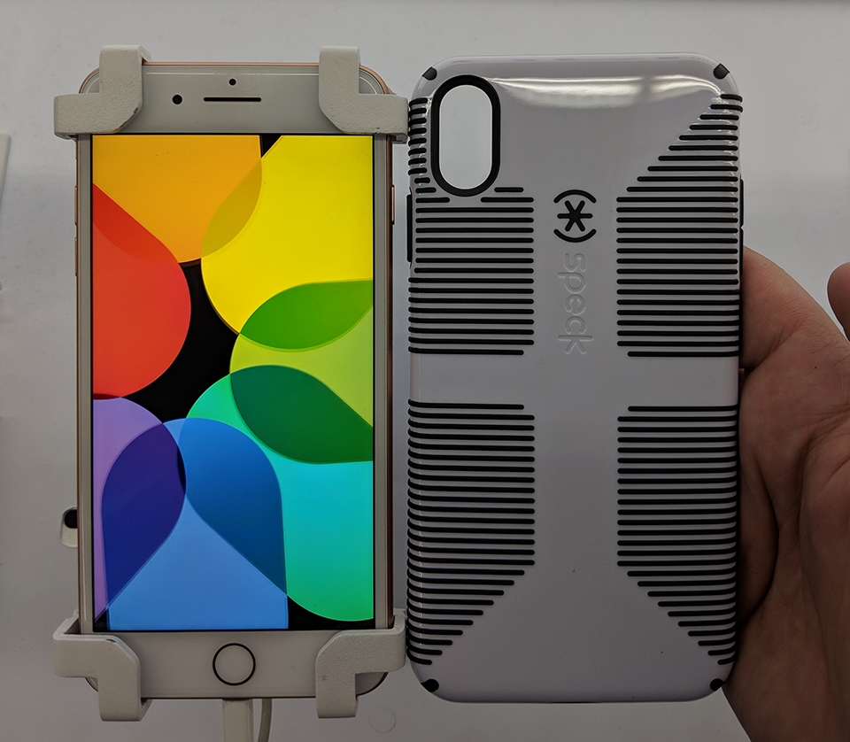 Ốp lưng iPhone XS Max và iPhone 9 (ảnh 1) Ốp lưng iPhone XS Max và iPhone 9 (ảnh 1)