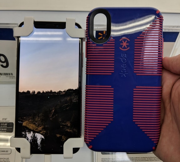 Ốp lưng iPhone XS Max và iPhone 9 (ảnh 2) Ốp lưng iPhone XS Max và iPhone 9 (ảnh 2)