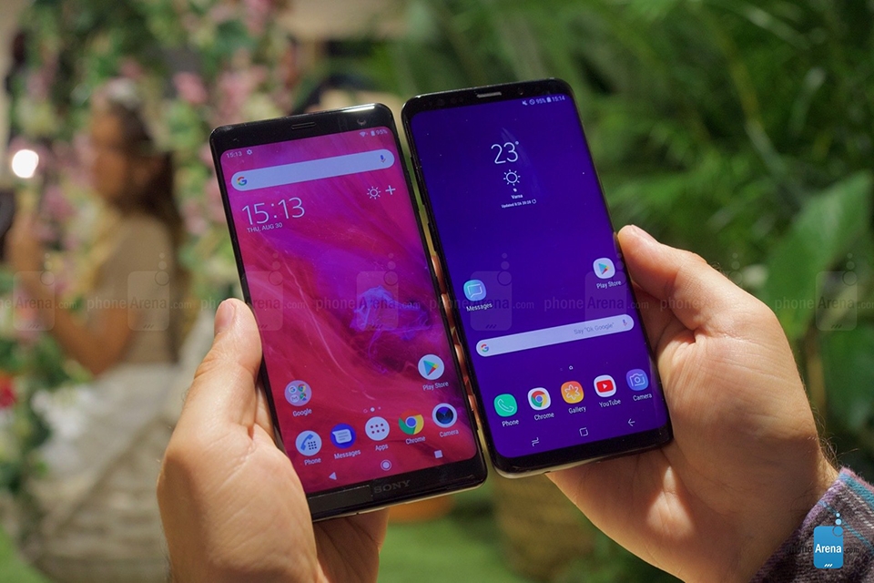 So sánh Xperia XZ3 và Galaxy S9+ (ảnh 8)