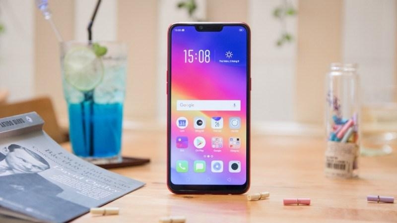OPPO Realme 2 cháy hàng sau đợt mở bán thứ 2 (ảnh 1)