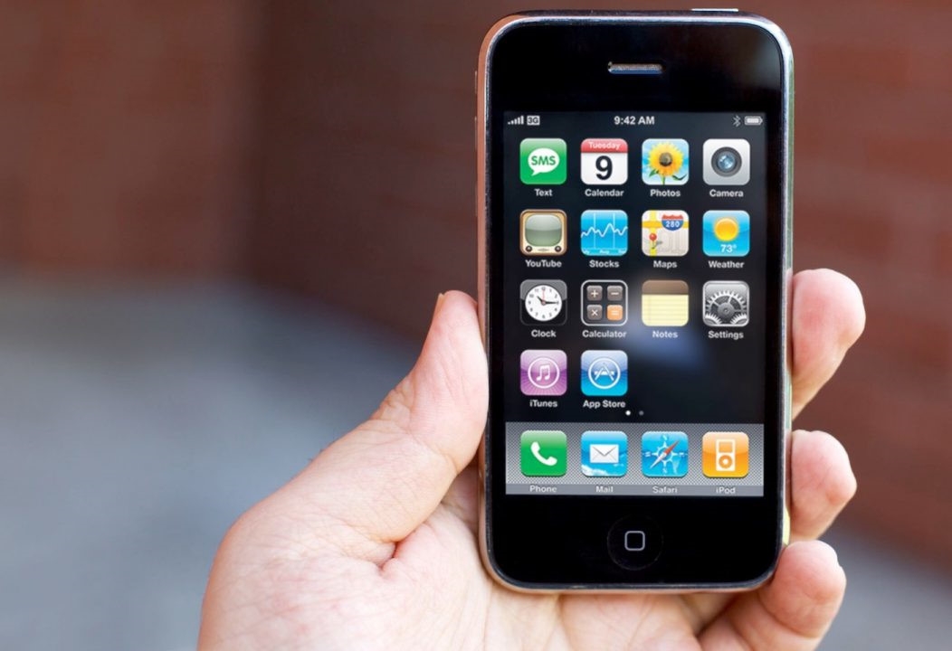 Quá trình biến hóa không tưởng của những chiếc iPhone