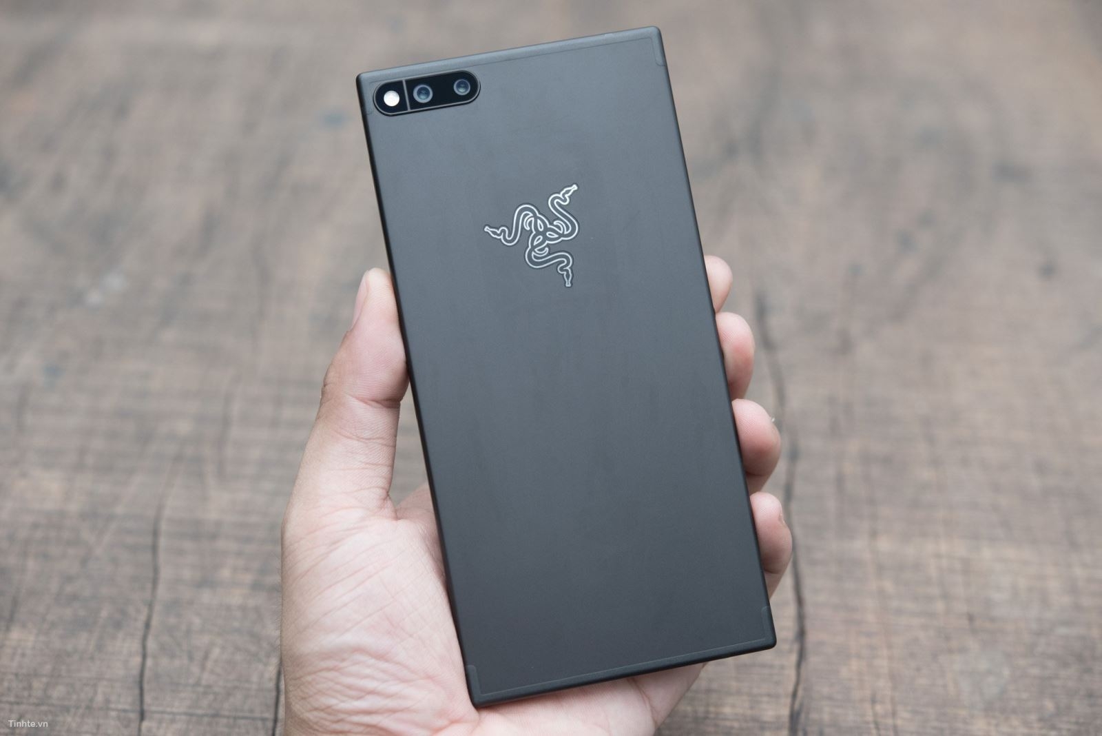 Bạn mong đợi những cải tiến gì ở Razer Phone 2? (ảnh 5)