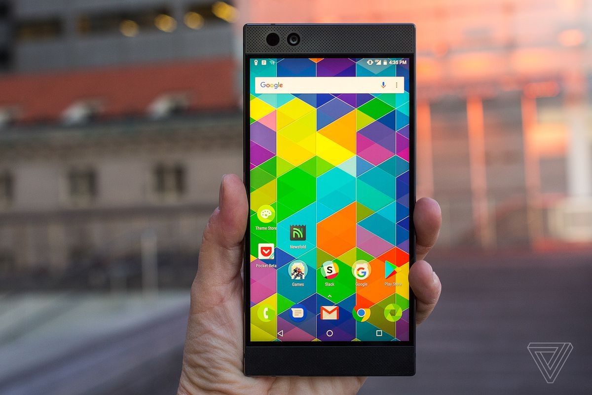 Bạn mong đợi những cải tiến gì ở Razer Phone 2? (ảnh 8)
