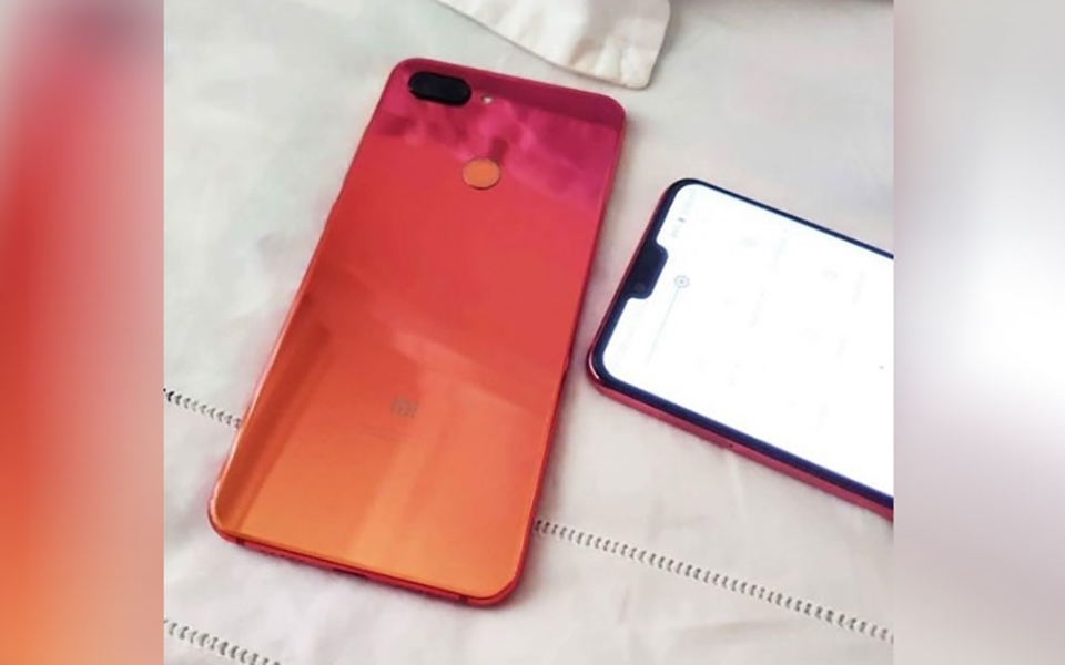 Hình ảnh thực tế của Xiaomi Mi 8X