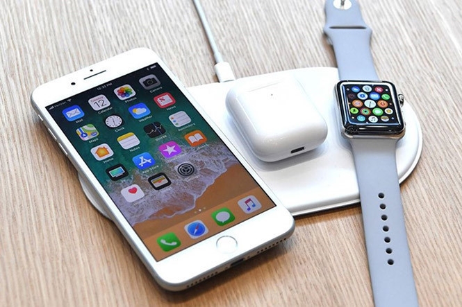 iPhone Xs sẽ có sạc không dây với tốc độ cao