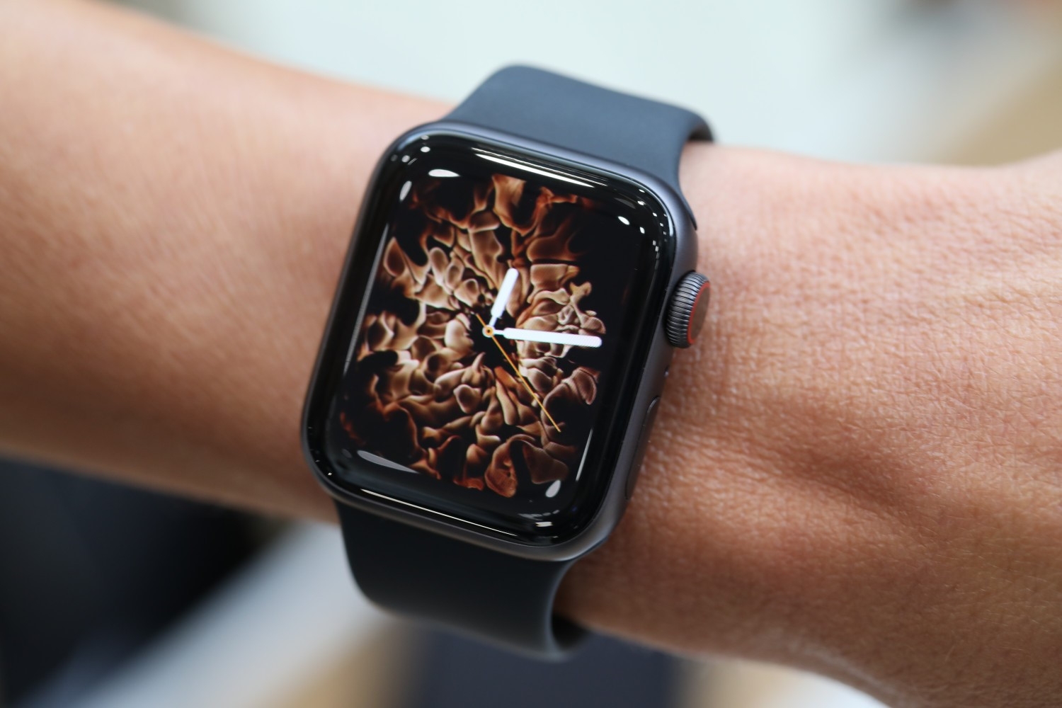 Trên tay Apple Watch Series 4 11 Trên tay Apple Watch Series 4 11