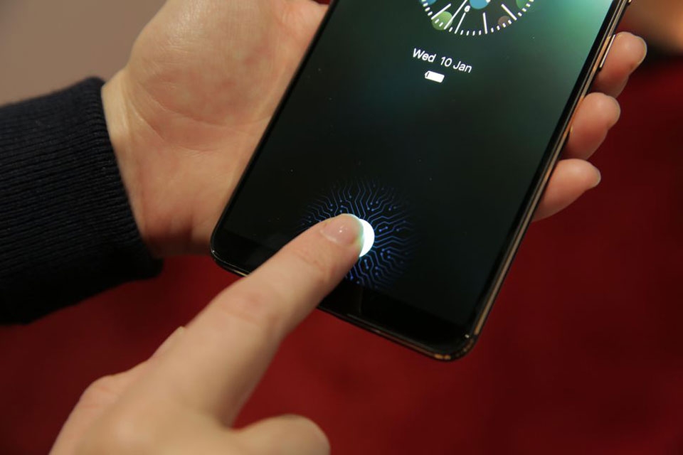 Có những điều này, iPhone XS và XR sẽ bán đắt như tôm tươi