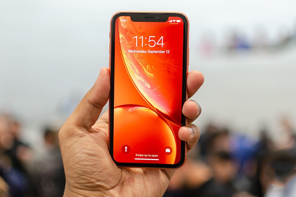 So sánh iPhone XR và Galaxy S9 (ảnh 2) So sánh iPhone XR và Galaxy S9 (ảnh 2)