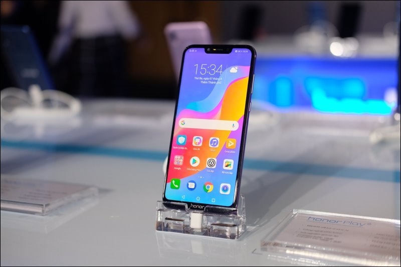 Honor Play - 6,99 triệu đồng