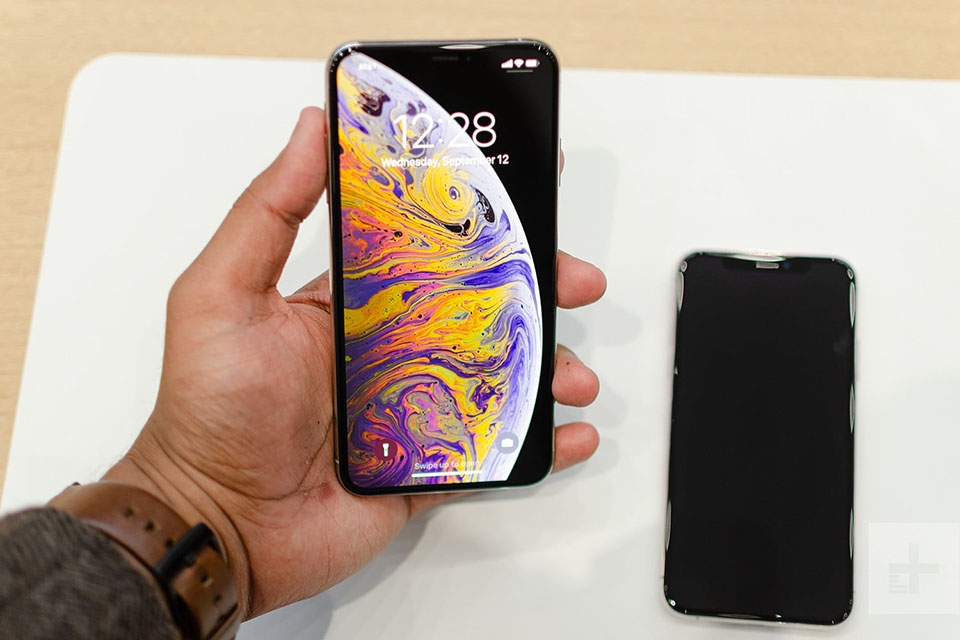 Nên lên đời iPhone XS từ iPhone 6s hoặc iPhone 7 (ảnh 2)