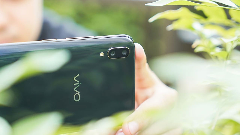 Vivo V11