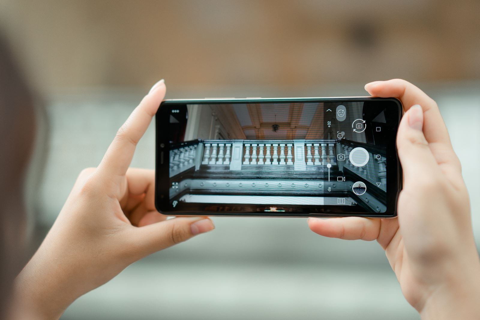 FPT Shop tặng thêm phiếu mua hàng 150.000 đồng khi mua Wiko View Max