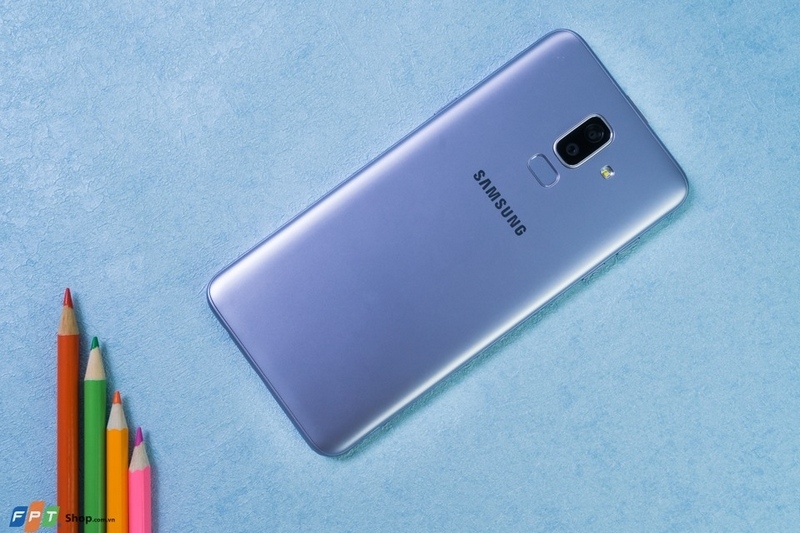 Galaxy J8