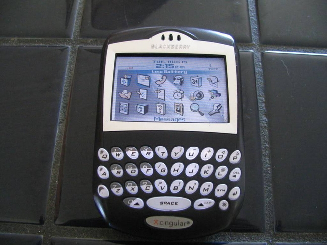 Nhìn lại lịch sử phát triển và suy tàn của đế chế BlackBerry 5