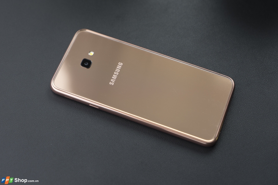 Galaxy J4+