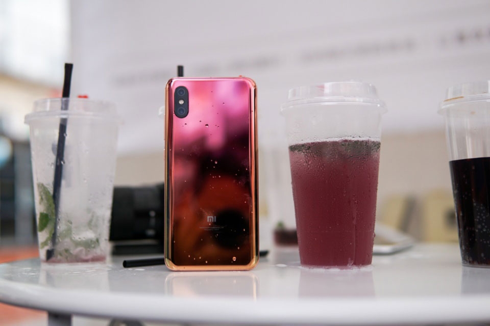 Xiaomi Mi 8 Pro Xiaomi Mi 8 Pro
