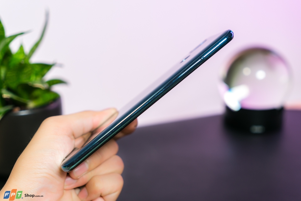 Trên tay Huawei Y9 (2019): 4 camera AI, Kirin 710 với GPU Turbo, cụm 4 camera AI, giá rất hấp dẫn Trên tay Huawei Y9 (2019): 4 camera AI, Kirin 710 với GPU Turbo, cụm 4 camera AI, giá rất hấp dẫn