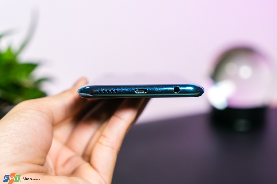 Trên tay Huawei Y9 (2019): 4 camera AI, Kirin 710 với GPU Turbo, cụm 4 camera AI, giá rất hấp dẫn Trên tay Huawei Y9 (2019): 4 camera AI, Kirin 710 với GPU Turbo, cụm 4 camera AI, giá rất hấp dẫn
