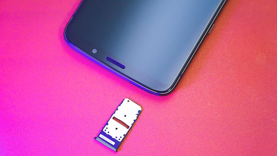 Trải nghiệm Moto Z3