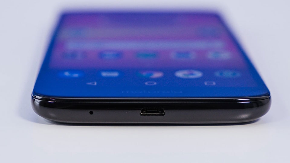 Moto E5 Plus