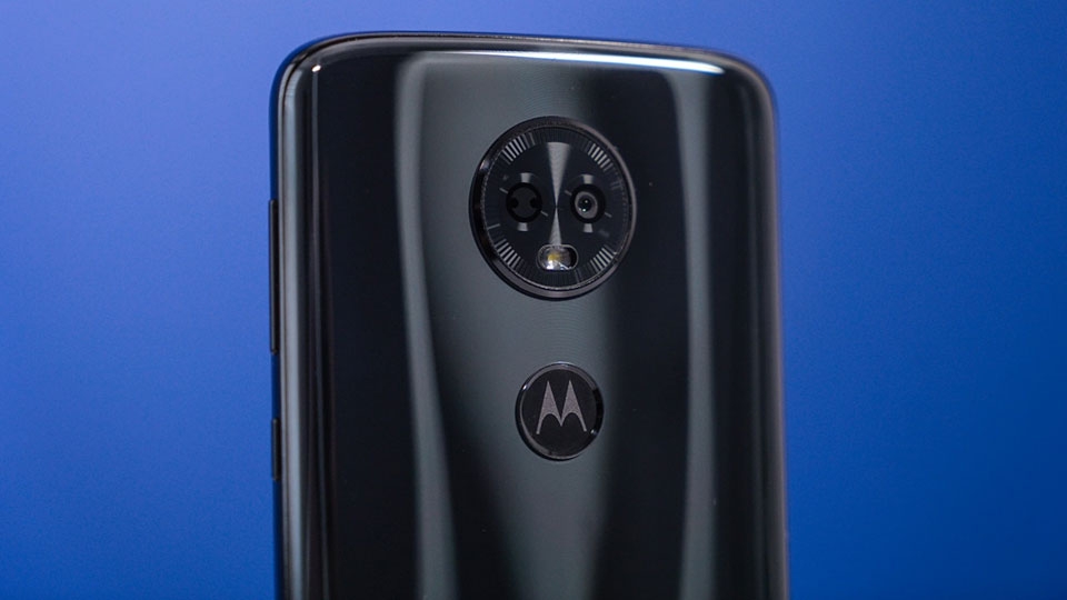 Moto E5 Plus