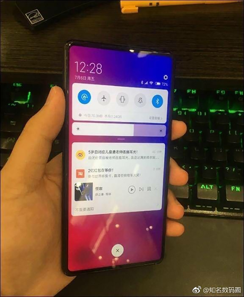 Ảnh thực tế về Xiaomi Mi Mix 3 Ảnh thực tế về Xiaomi Mi Mix 3
