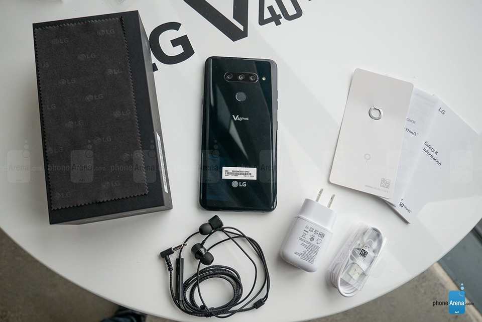 Mở hộp LG V40 ThinQ (ảnh 5)