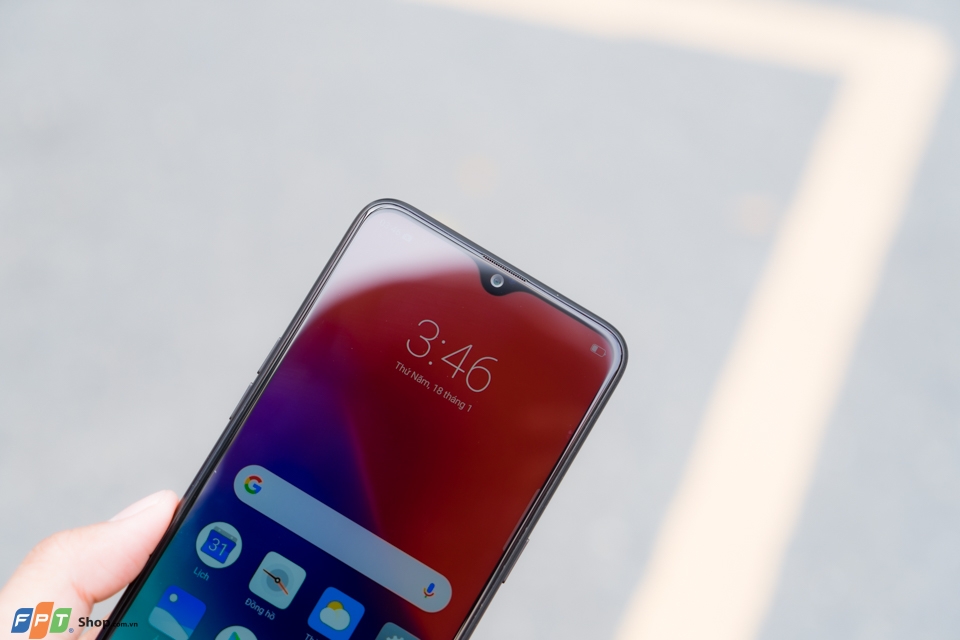 Trên tay Realme 2 Pro 04