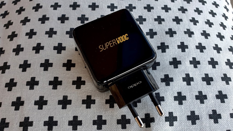 Tốc độ sạc OPPO Find X Lamborghini 02