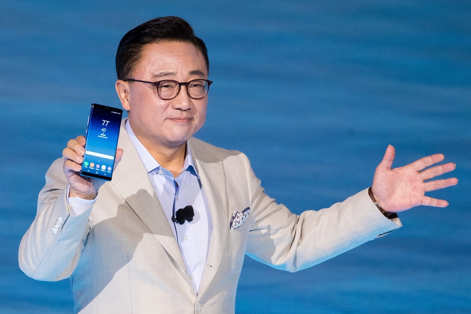 Chân dung Galaxy S10 qua loạt tin rò rỉ (ảnh 10) Chân dung Galaxy S10 qua loạt tin rò rỉ (ảnh 10)