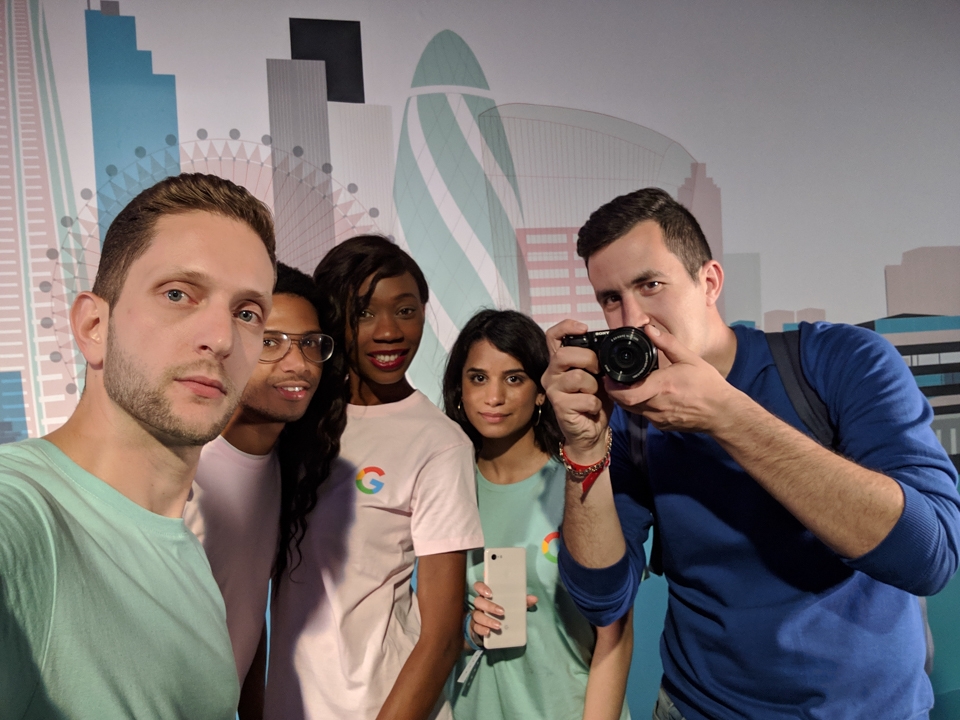 Trên tay đánh giá Google Pixel 3 và Pixel 3 XL 17