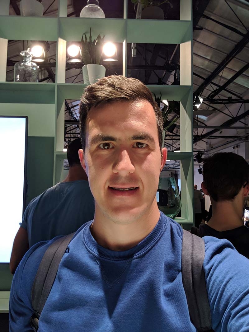 Trên tay đánh giá Google Pixel 3 và Pixel 3 XL 16