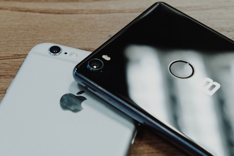 Trên tay Bphone 3