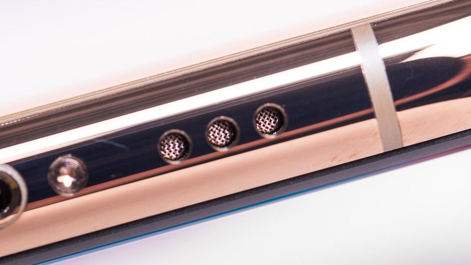 Cận cảnh từng chi tiết tuyệt đẹp trên iPhone XS 8