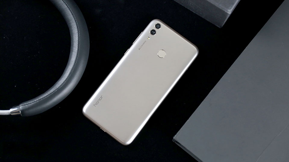 Honor Play 8C Honor Play 8C