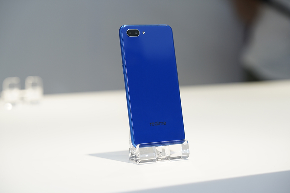 So sánh Realme C1 với các sản phẩm cùng tầm giá 05
