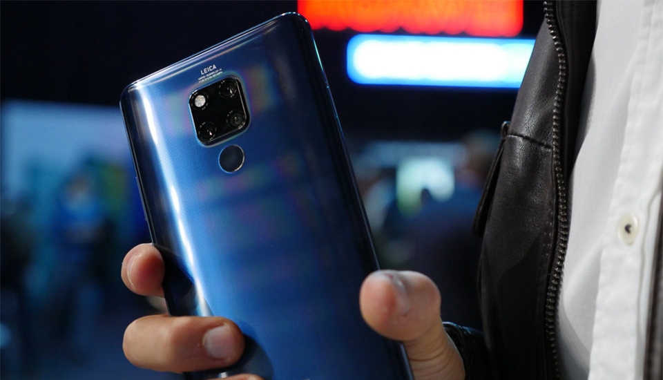 Mặt sau Huawei Mate 20 X