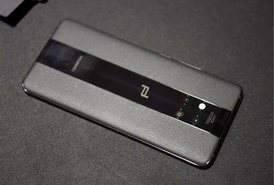 Trên tay Huawei Mate 20 RS Porsche Design Trên tay Huawei Mate 20 RS Porsche Design