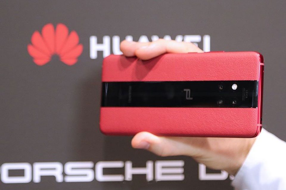 Trên tay Huawei Mate 20 RS Porsche Design Trên tay Huawei Mate 20 RS Porsche Design