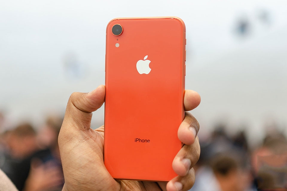 Bạn nên mua iPhone XR màu sắc nào?