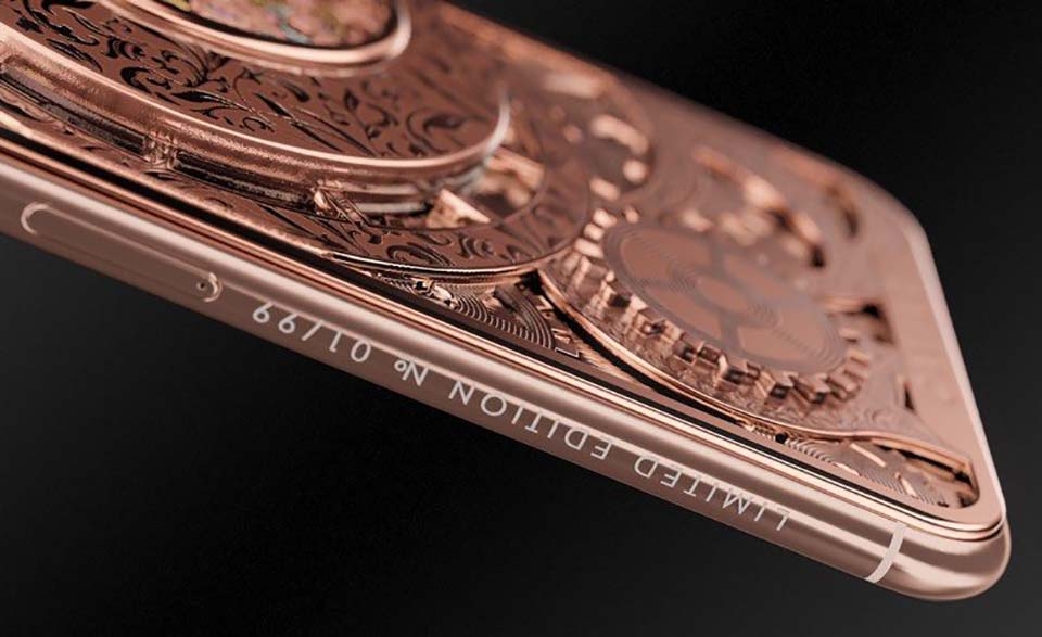 iPhone XS được tích hợp đồng hồ skeleton (ảnh 4)