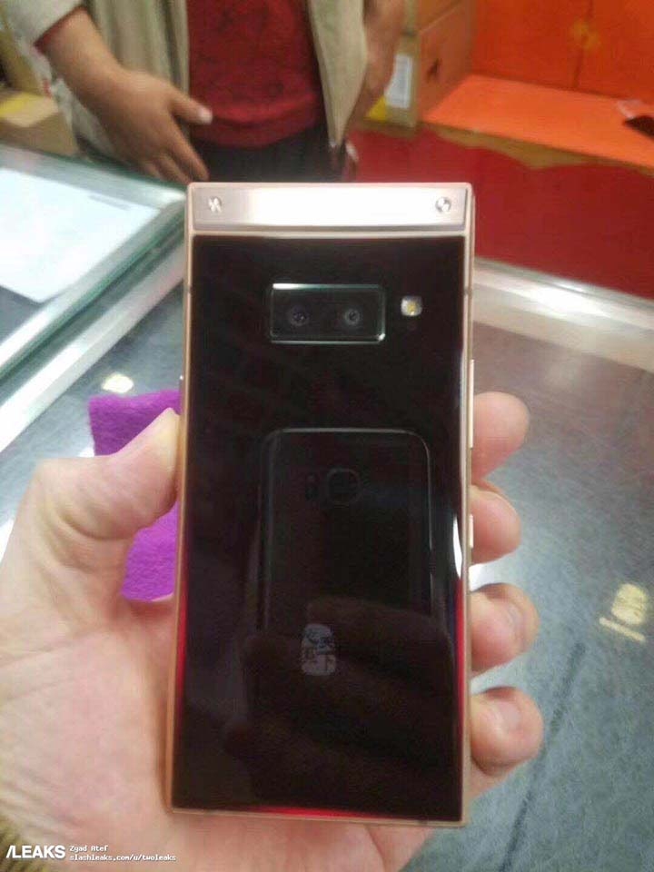 Samsung W2019 lộ ảnh thực tế (ảnh 3)