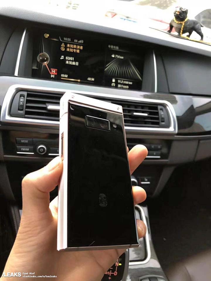 Samsung W2019 lộ ảnh thực tế (ảnh 7)