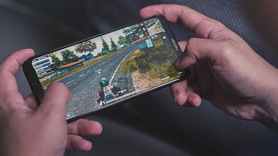 Giá chỉ 7 triệu, nhưng Honor Play có cấu hình cực “khủng”! (ảnh 5) Giá chỉ 7 triệu, nhưng Honor Play có cấu hình cực “khủng”! (ảnh 5)