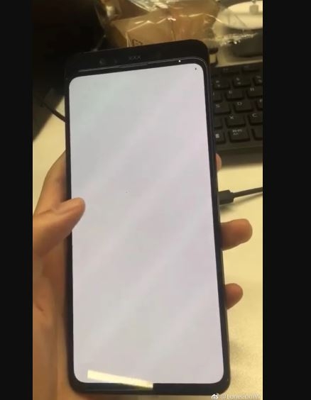 Tất cả những gì cần biết về Mi MIX 3: Thiết kế, cấu hình, giá bán và các tính năng khác