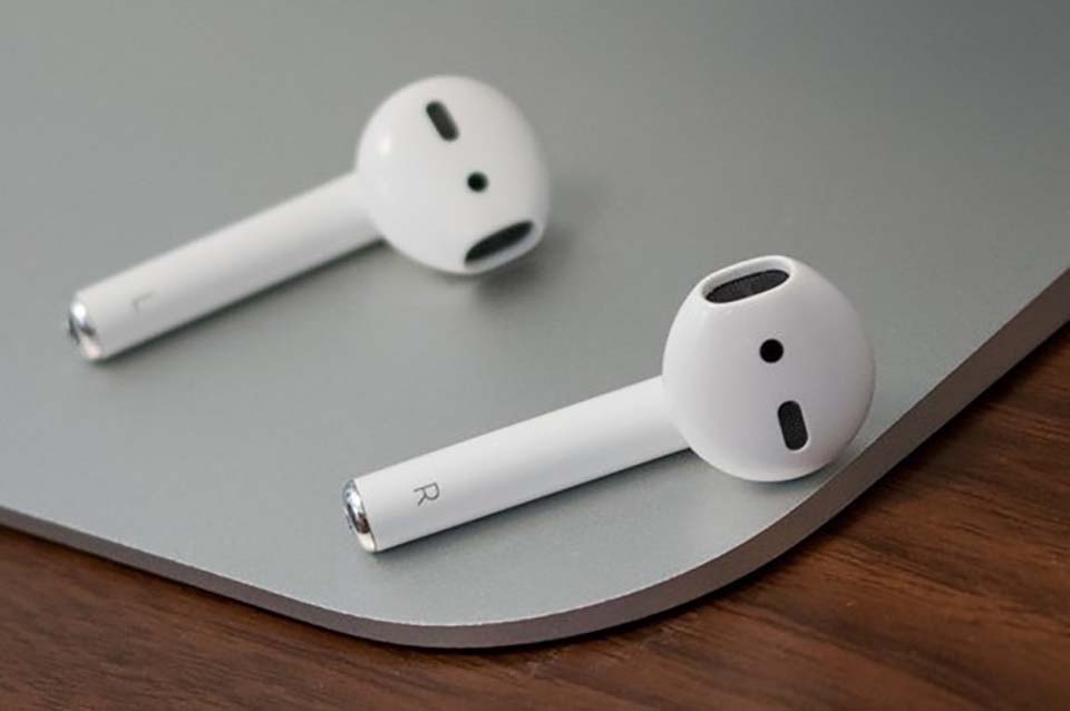 AirPods AirPods