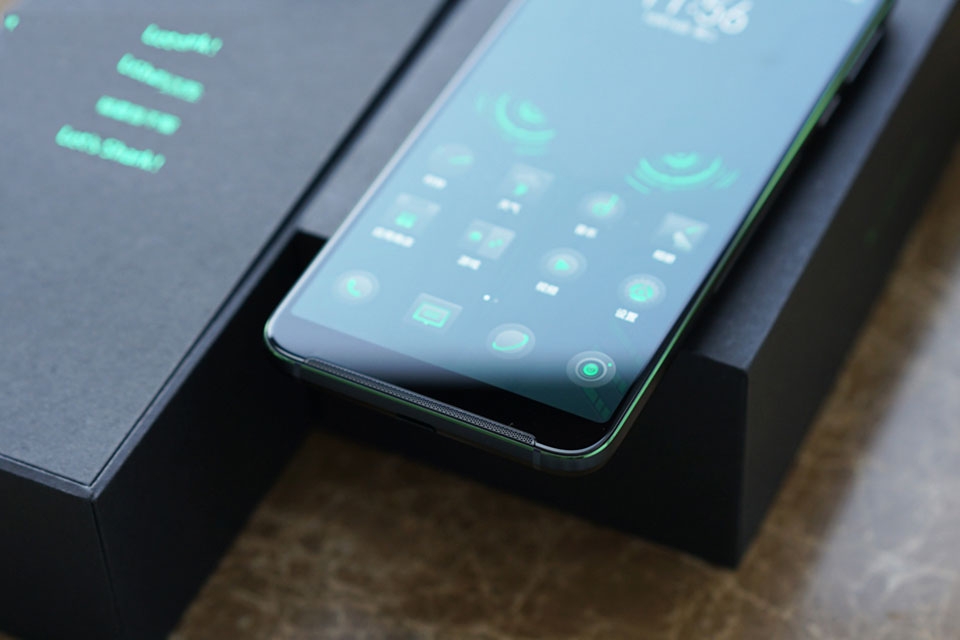 Xiaomi Black Shark Helo Xiaomi Black Shark Helo