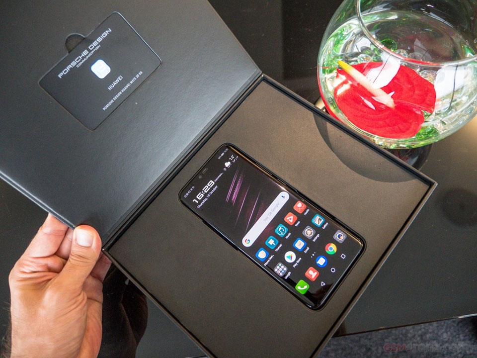 Huawei Mate 20 RS Porsche Design Huawei Mate 20 RS Porsche Design