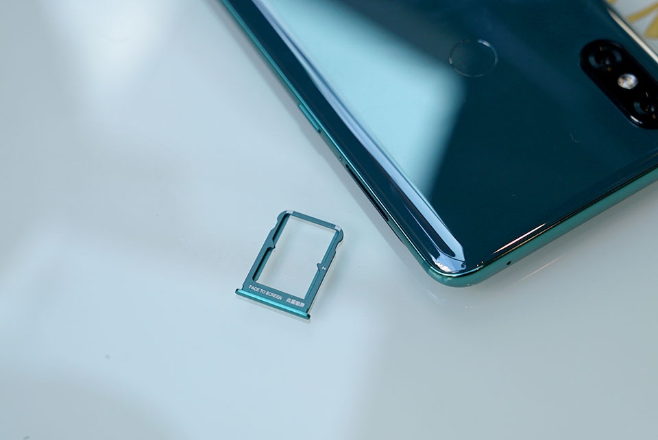 Xiaomi Mi Mix 3 Xiaomi Mi Mix 3