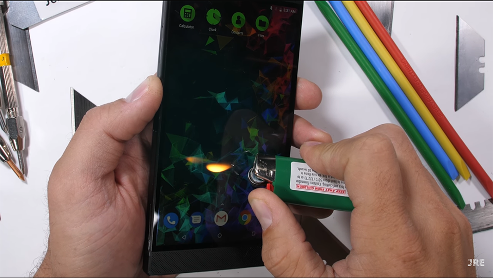 Tra tấn Razer Phone 2 (ảnh 3) Tra tấn Razer Phone 2 (ảnh 3)